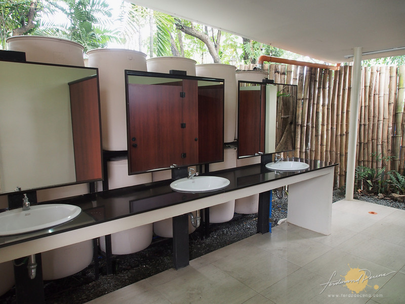 Green Restroom at Rizal Park