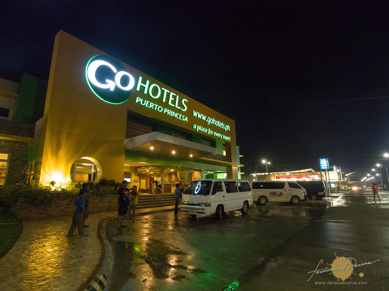 GoHotels Puerto Princesa at Night