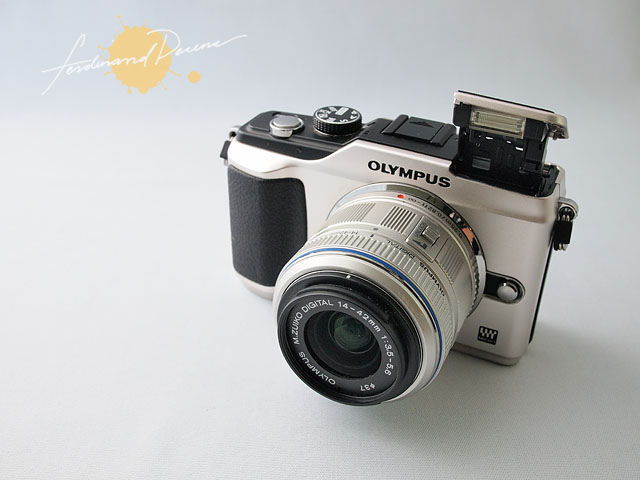 Olympus PEN E-PL2 is in the Philippines