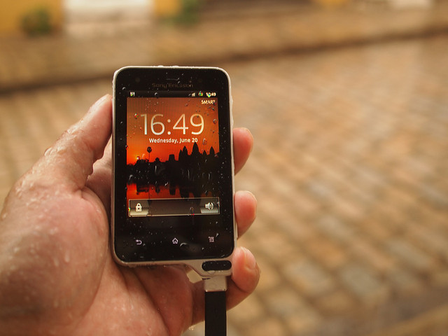 Sony Ericsson Xperia Active: A Tough for Travel Phone