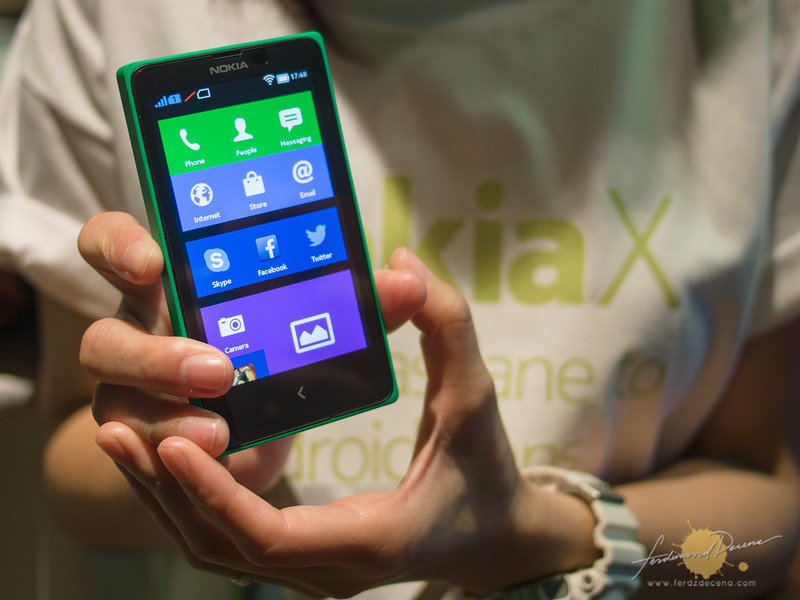 The Nokia X in bright green